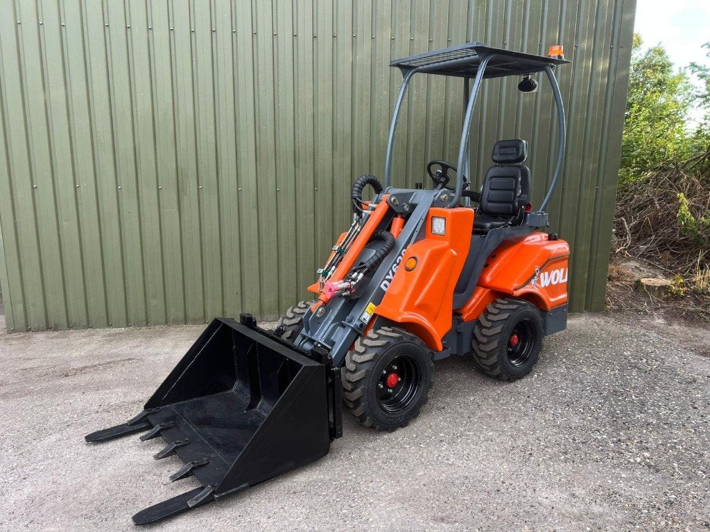 Wolf TAIAN DY 620 minishovel diesel Perkins telescoop 1100kg, Ophalen of Verzenden, Wiellader of Shovel