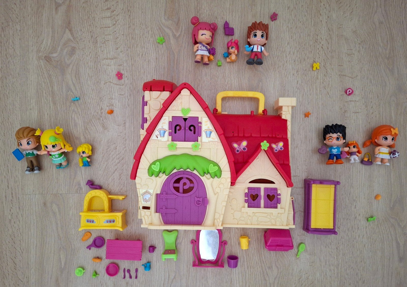 Pinypon met huis en assecoires, Ophalen of Verzenden, Zo goed als nieuw
