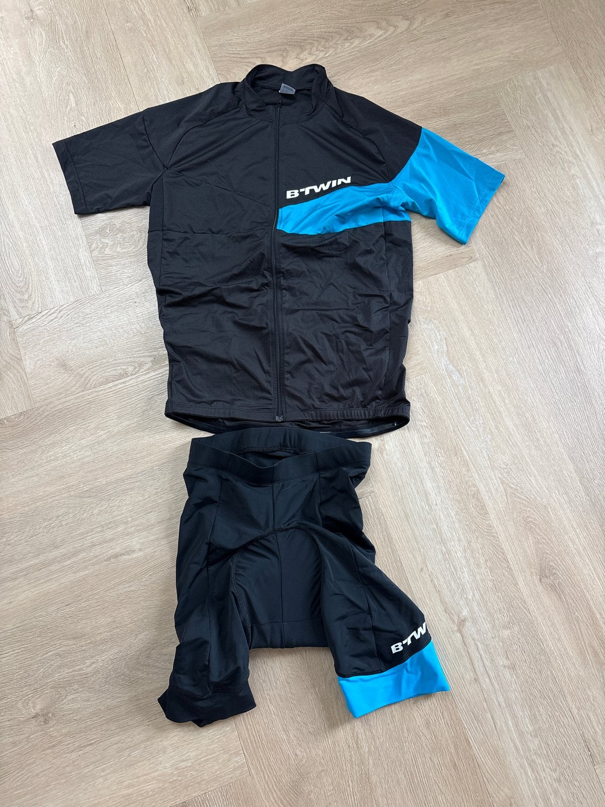 B'Twin Fietskleding Set - Maat S, Ophalen of Verzenden, Gebruikt, S, Bovenkleding