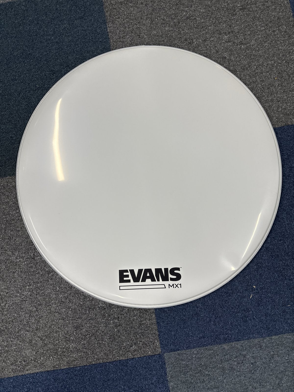 Evans BD26MX1W 26" MX1 March Bass Drumvel Wit, Muziek en Instrumenten, Percussie, Ophalen of Verzenden, Nieuw, Overige soorten