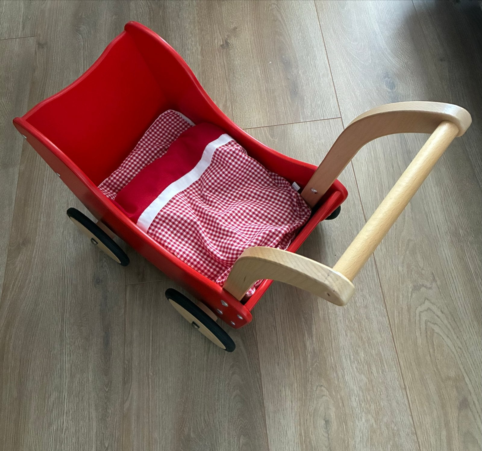 Houten poppenwagen rood, Ophalen, Zo goed als nieuw, Overige typen