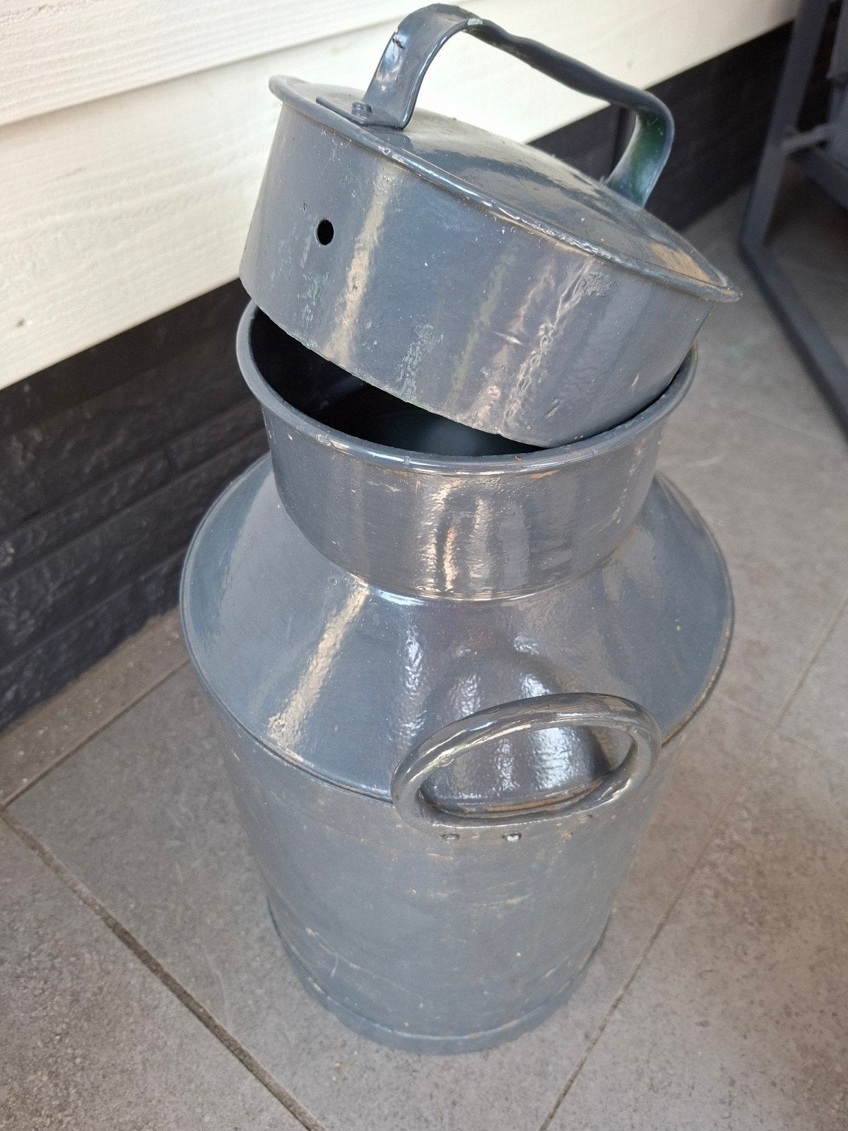 Melkbus 40 liter antraciet geschilderd, Ophalen