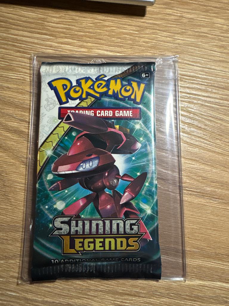 Pokémon TCG Shining Legends Booster Pack, Hobby en Vrije tijd, Verzamelkaartspellen | Pokémon, Ophalen of Verzenden, Nieuw, Booster