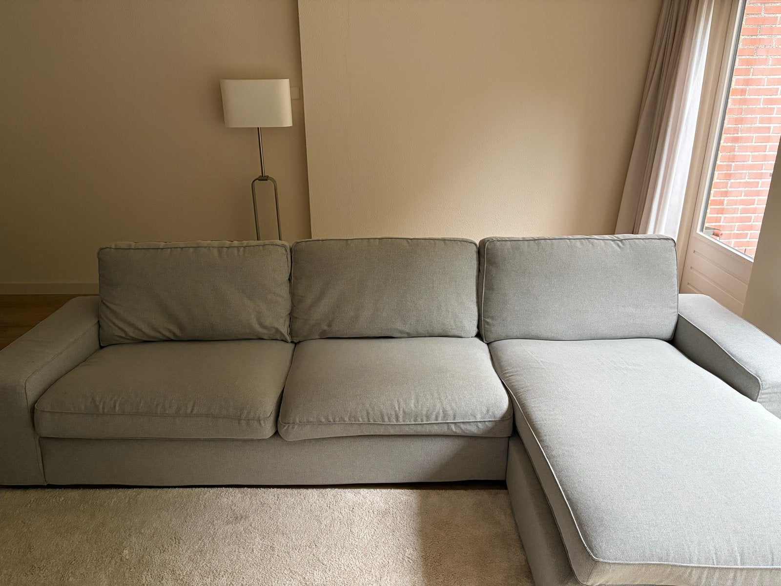 Mooie lichtgrijze IKEA Kivik hoekbank - nette staat, Ophalen, Hoekbank, 300 cm of meer, Zo goed als nieuw