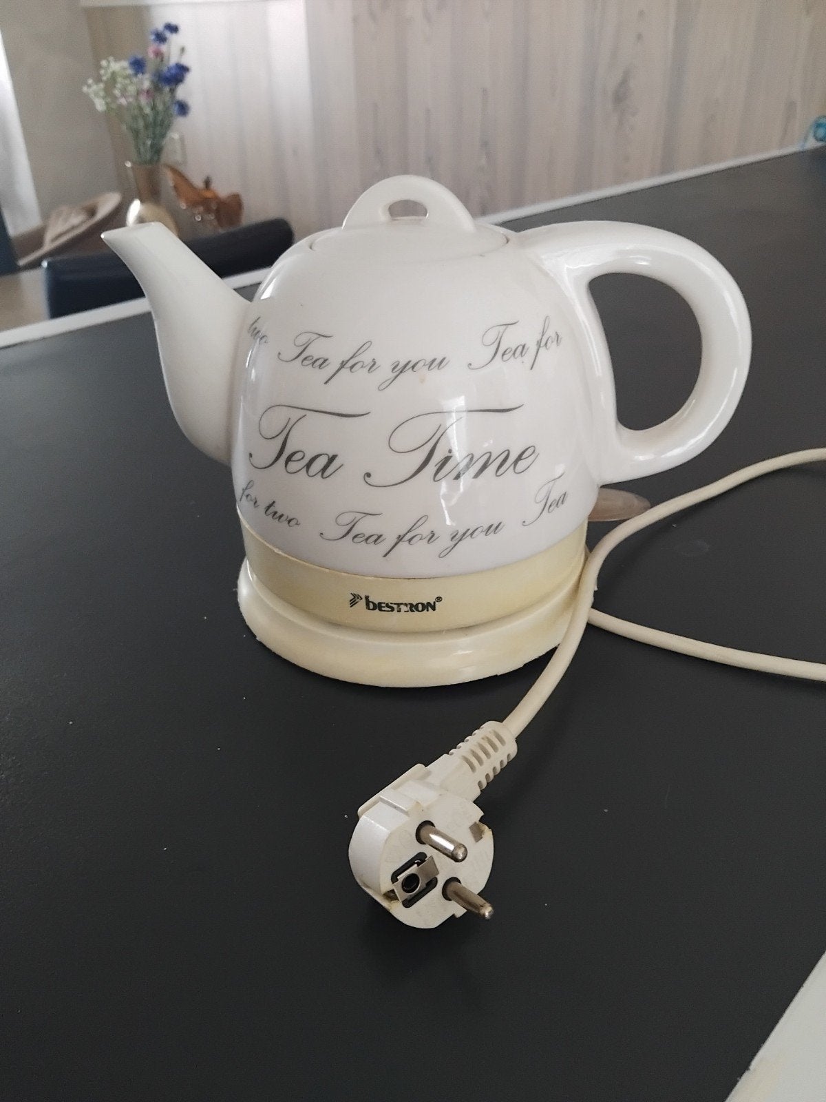 Bestron Waterkoker in theepot design - Tea Time, Minder dan 1 liter, Ophalen of Verzenden, Gebruikt