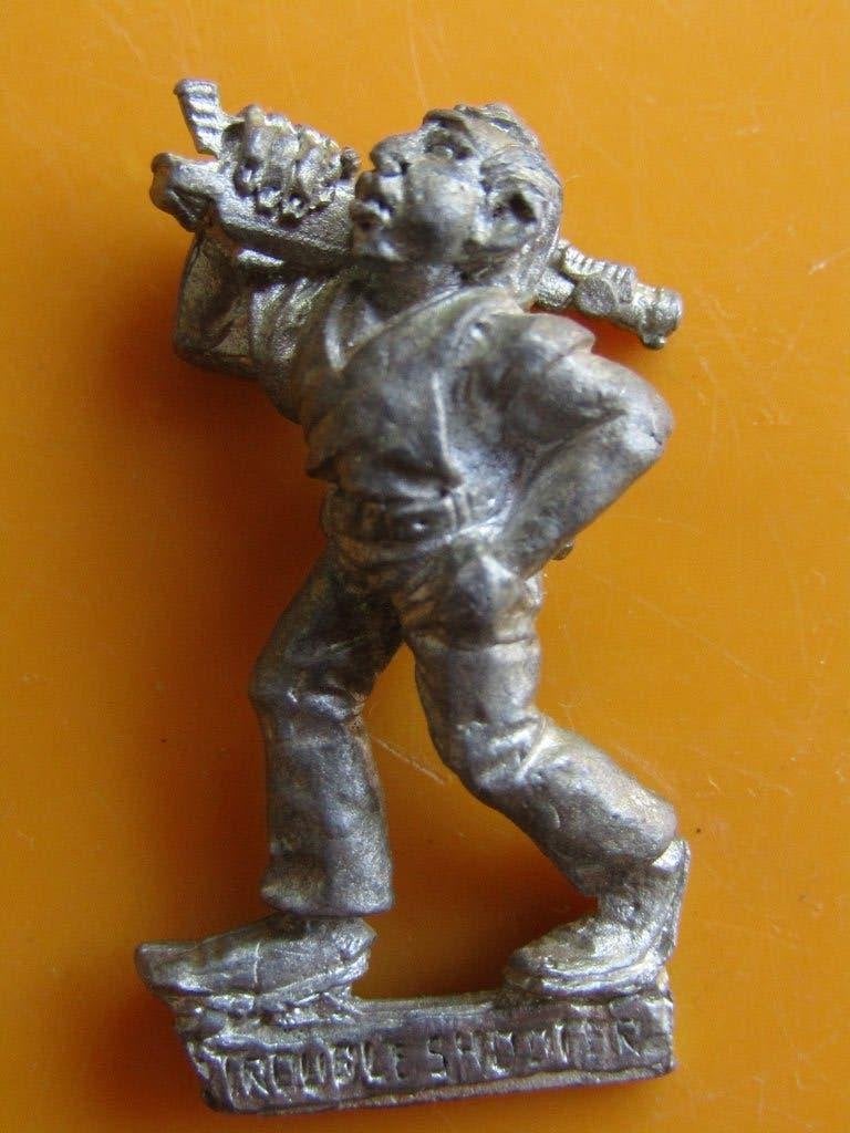Buck-R-GRS - 1985, Hobby en Vrije tijd, Verzenden, Zo goed als nieuw, Warhammer 40000, Figuurtje(s)