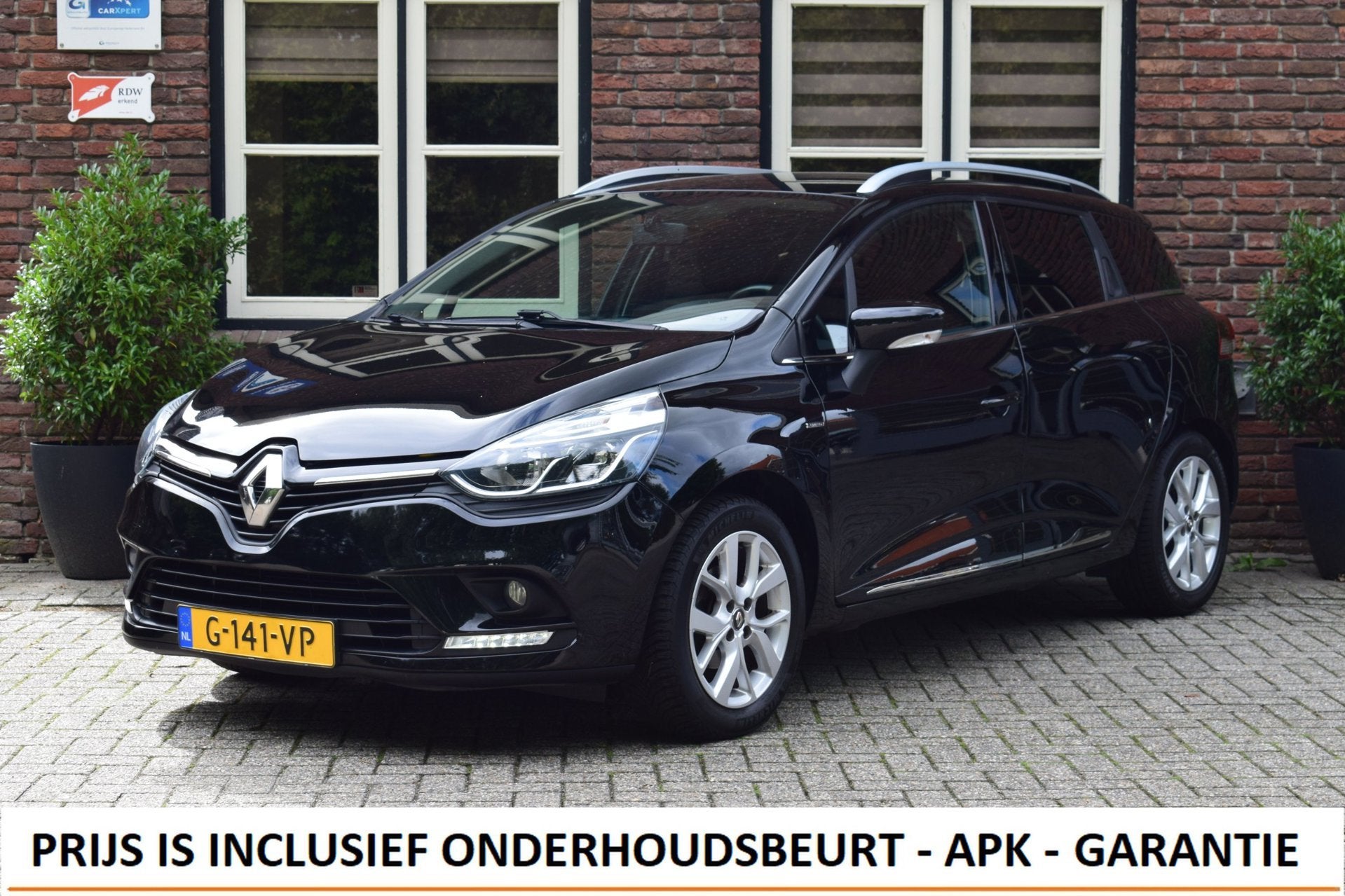 Renault Clio Estate 0.9 TCe Limited Trekhaak, Auto's, Renault, Voorwielaandrijving, 898 cc, Parkeersensor, Gebruikt