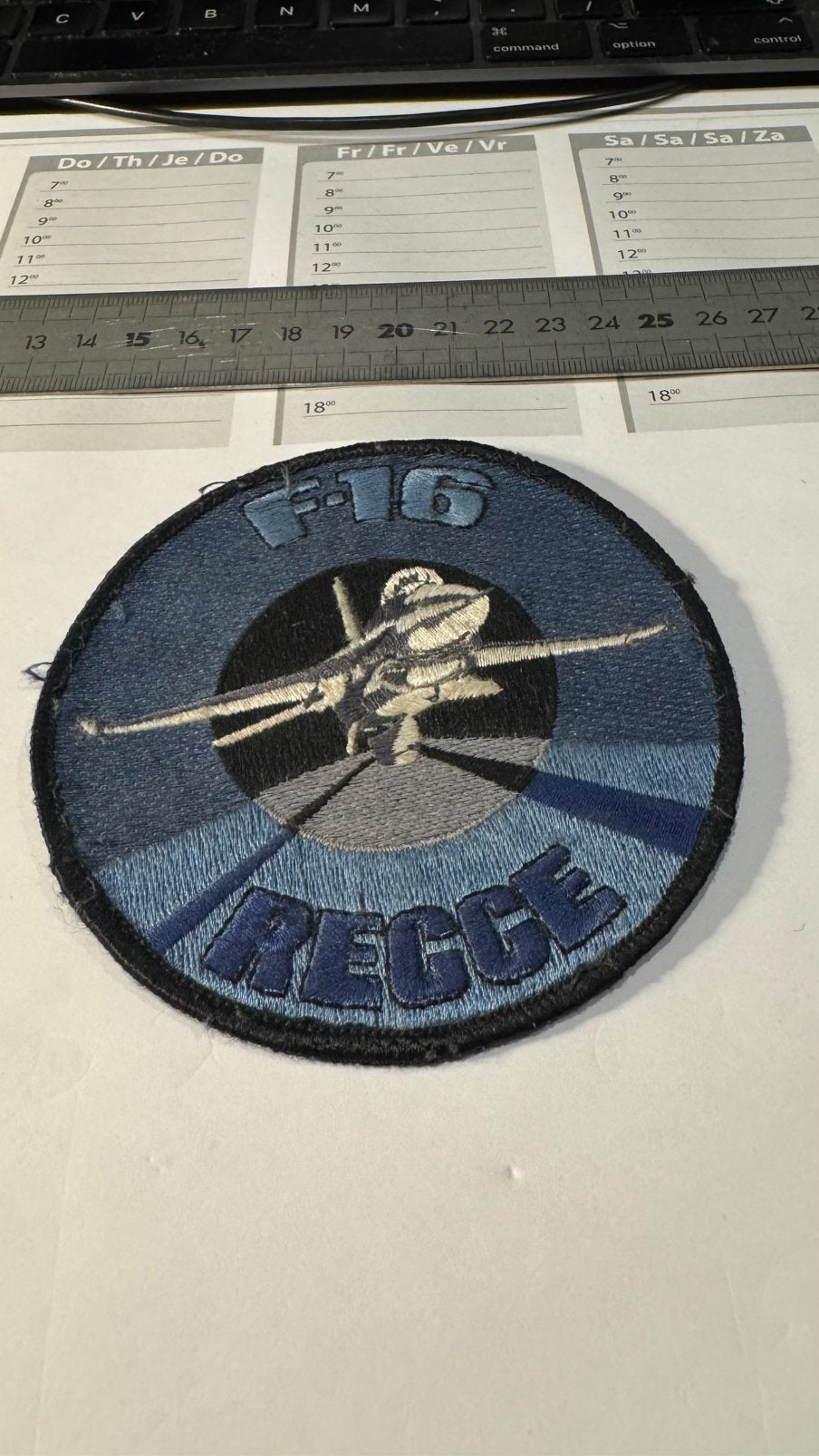 Patch luchtmacht klu 306 squadron recce, Ophalen of Verzenden, Zo goed als nieuw, Patch, Badge of Embleem