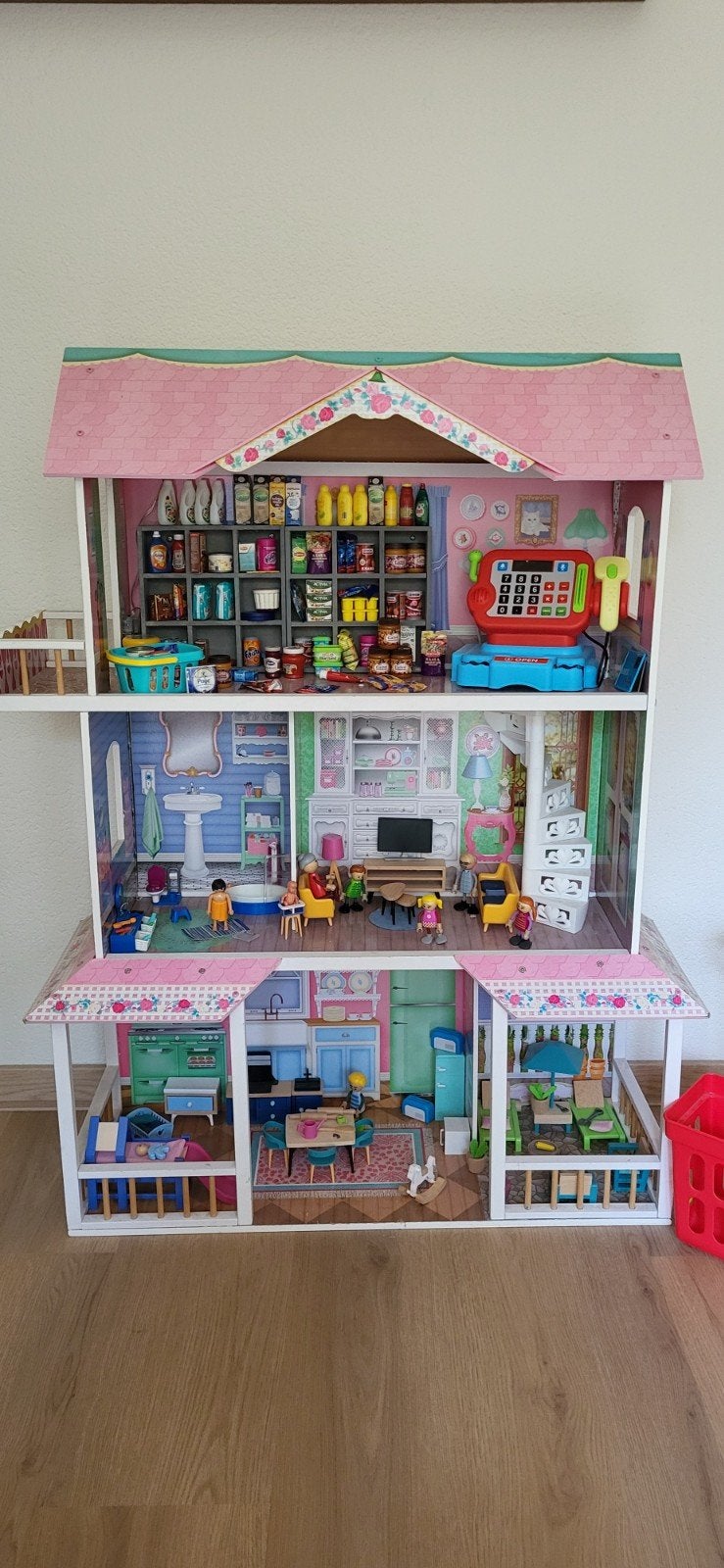 poppenhuis inclusief assecoires, Ophalen, Gebruikt, Poppenhuis