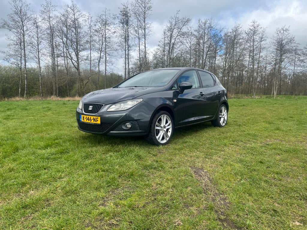 Seat Ibiza sport 1.6 77KW 5DRS 2009 Grijs Airco, Auto's, Voorwielaandrijving, 40 €/maand, 4 cilinders, Ibiza