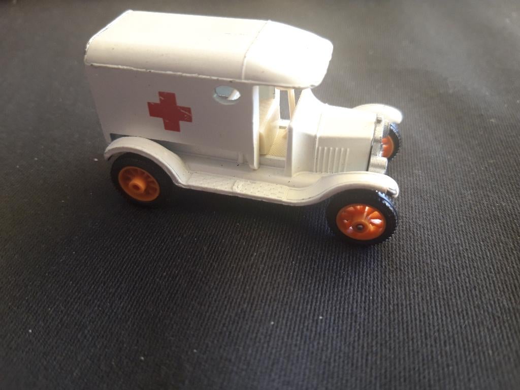 T-Ford 1919 ambulance – Efsi, Ophalen of Verzenden, Zo goed als nieuw, Auto