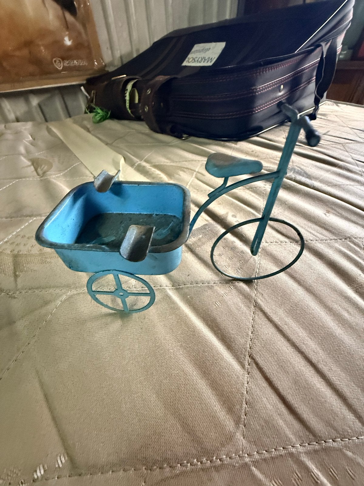 Unieke Asbak in Fietsvorm - Decoratief en Functioneel, Ophalen