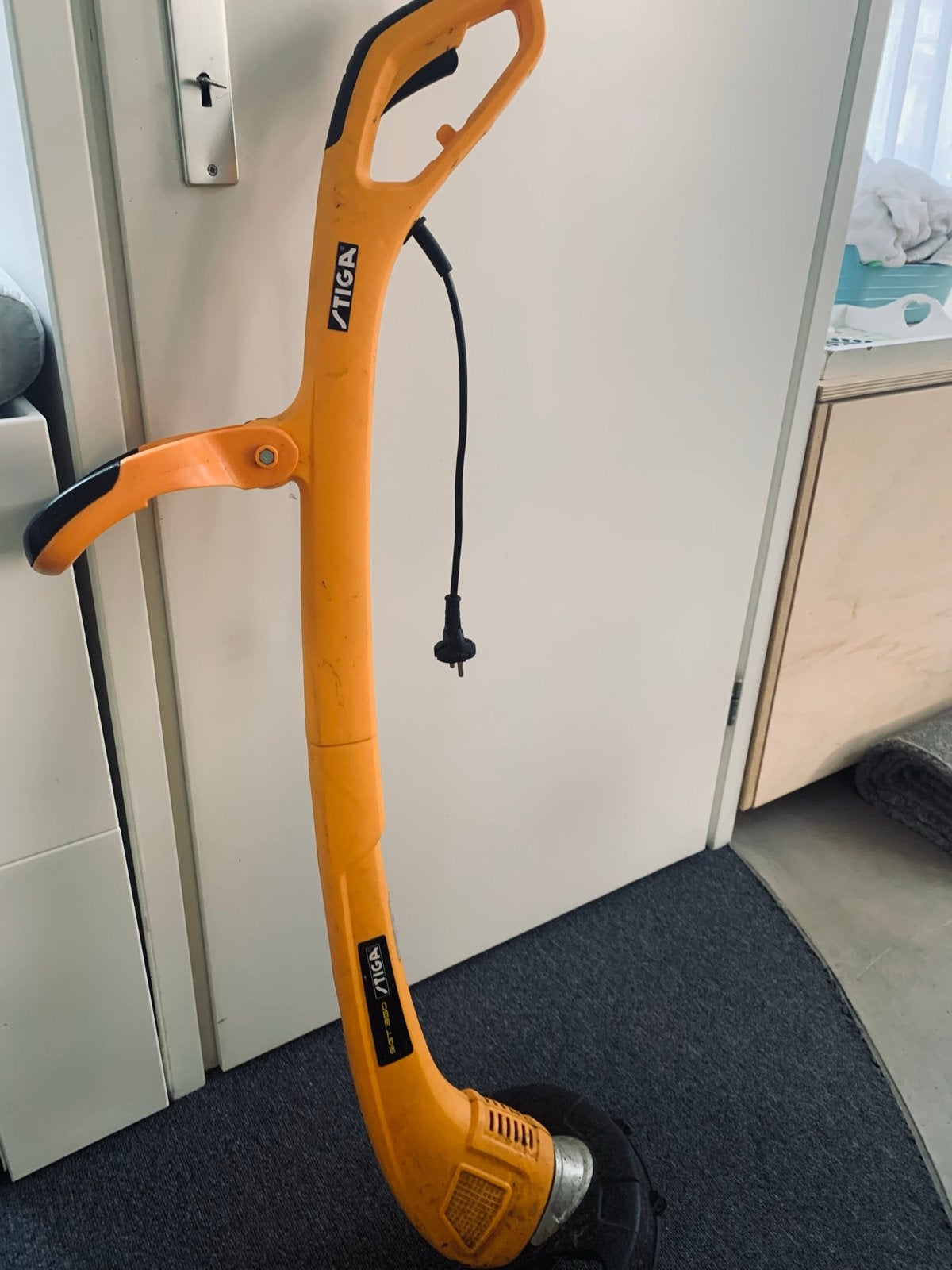 Stiga Grastrimmer - Elektrisch - Extra draad nodig, Ophalen, Gebruikt, 30 tot 50 cm, Elektrisch