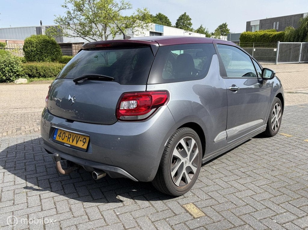 Citroen DS3 1.6 e-HDi So Chic ONLY EXPORT LEER / NAVI / CRUI, Auto's, Citroën, Voorwielaandrijving, Euro 5, Gebruikt, 4 cilinders