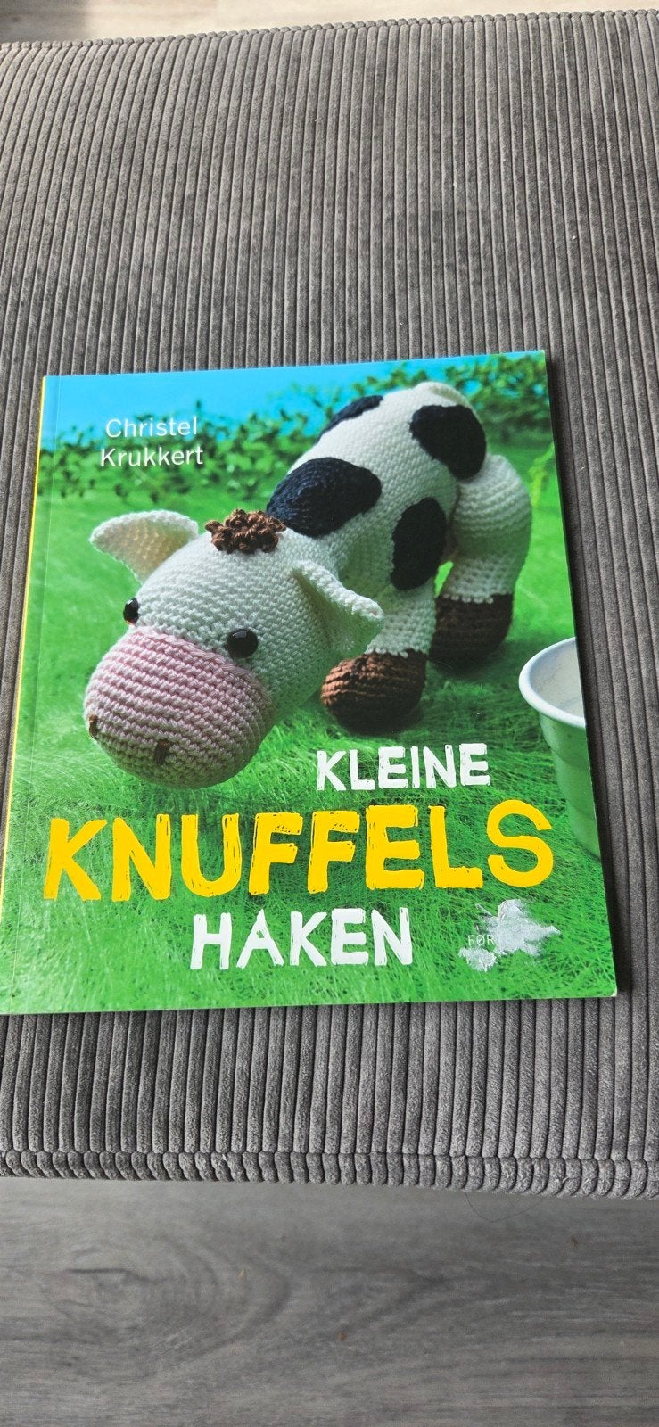Kleine knuffels haken, Breien en Haken, Ophalen of Verzenden, Zo goed als nieuw, Christel Krukkert