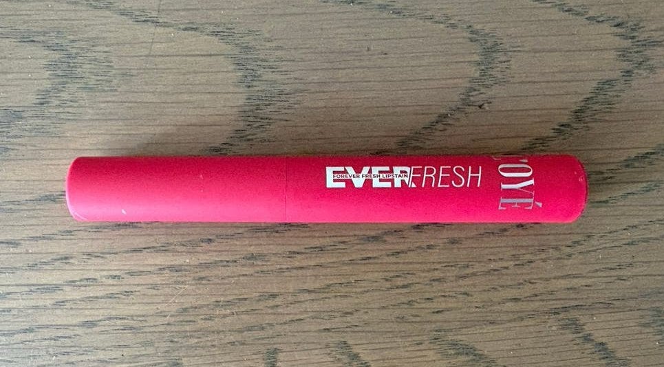 L'OYÉ Cosmetics Everfresh Lip Stain Yummy (04), Lippen, Nieuw, Ophalen of Verzenden, Make-up