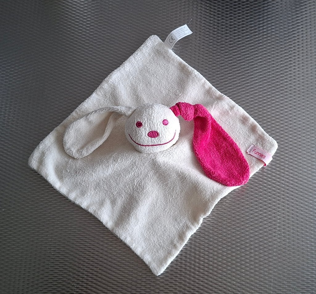 Knuffeldoekje, Knuffel van Funnies, Konijn Wit, Gekleurd Oor, Ophalen of Verzenden, Zo goed als nieuw, Knuffeldoekje, Met label