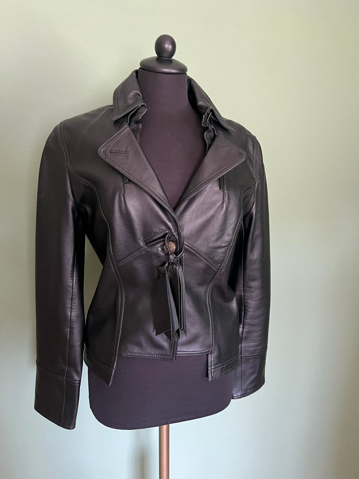 Zwart Leren Jasje - 1st Class Leather Fashion, Kleding | Dames, Ophalen of Verzenden, Zo goed als nieuw, Maat 38/40 (M), Zwart