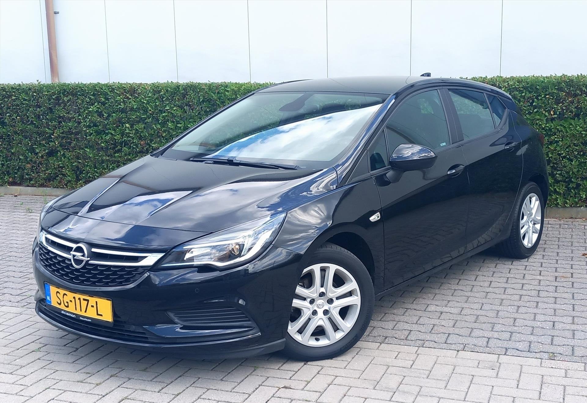 OPEL Astra 1.0 Turbo 105pk Start/Stop Online Edition, 1163 kg, Stof, Gebruikt, 610 kg
