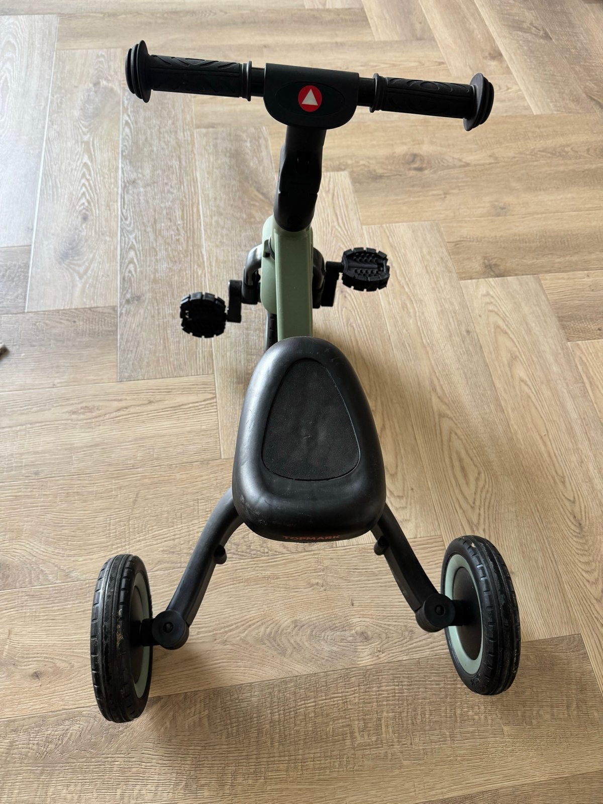 Kinder driewieler/loopfiets - Groen, Fietsen en Brommers, Fietsen | Driewielers, Gebruikt, Verstelbare zitting, Terugtraprem, Ophalen of Verzenden