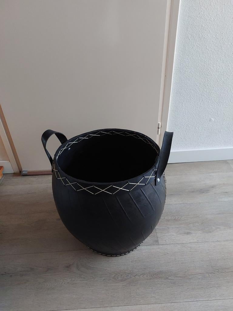 NIEUWE leren korf voor opslag van hout of pellets, Huis en Inrichting, Kachels, Ophalen, Nieuw, Overige brandstoffen, Overige soorten