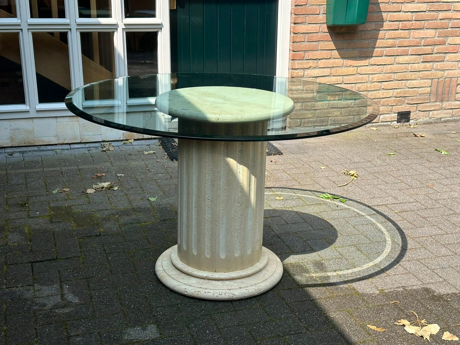 Marmeren tafel met 4 rotan stoelen, Ophalen, Zo goed als nieuw