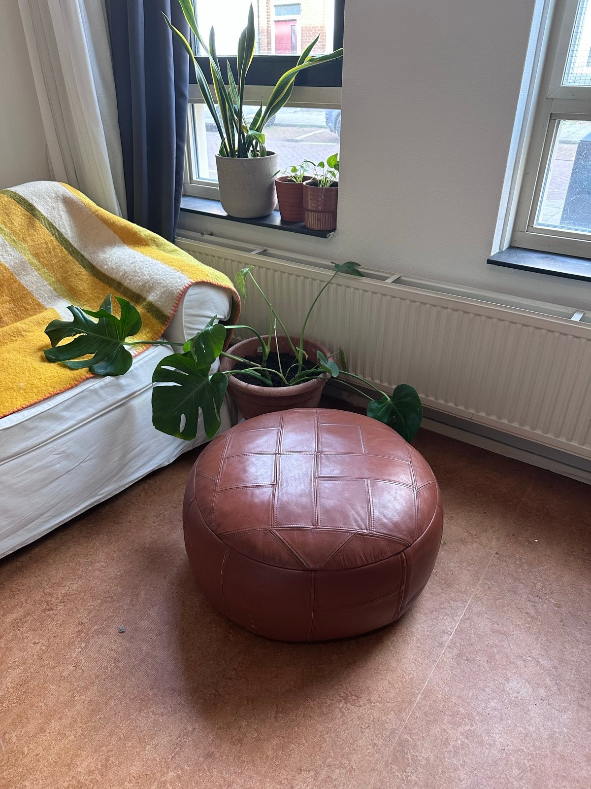 Leren poef, Ophalen, Gebruikt, Rond, Leer