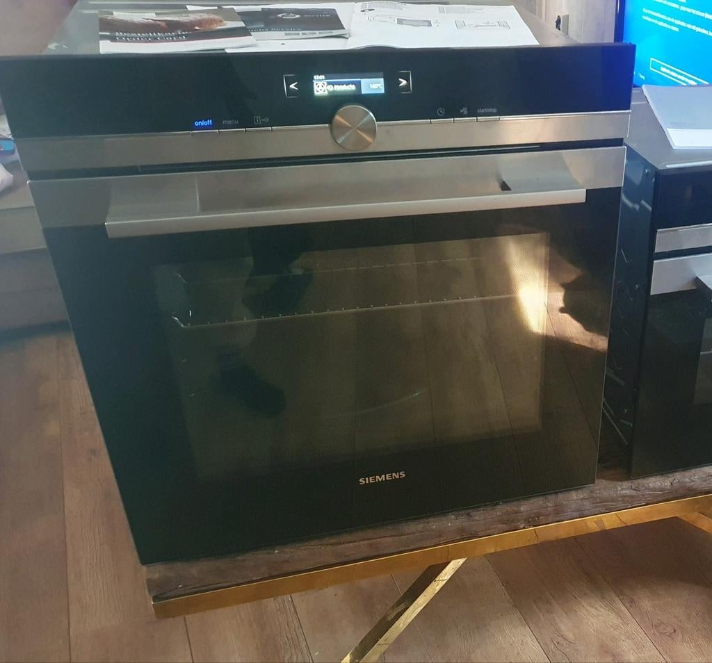 Siemens HB672GBS1 Inbouwoven met Pyrolyse - Zwart/RVS, Ophalen, Hete lucht, Siemens, Zo goed als nieuw