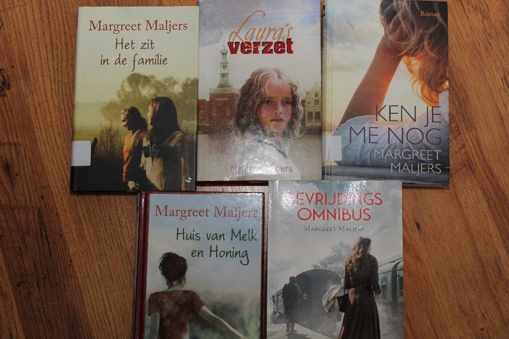 5x streekroman van Margreet Maljaars, in uitstekende staat, Boeken, Ophalen, Zo goed als nieuw, Margreet Maljaars