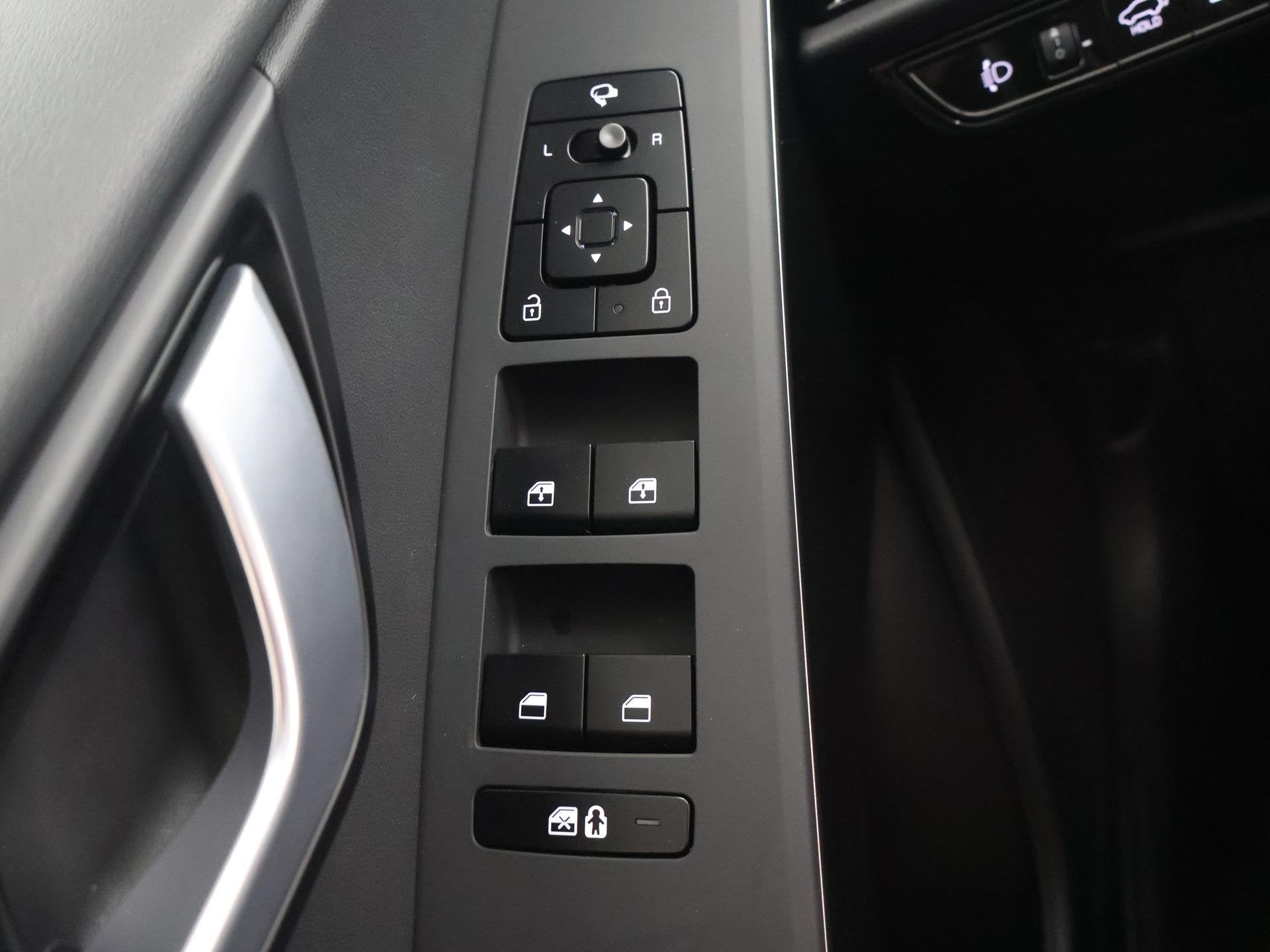 Foto 33 van Kia Niro 1.6 GDi PHEV DynamicPlusLine Edition | 18” lichtm
