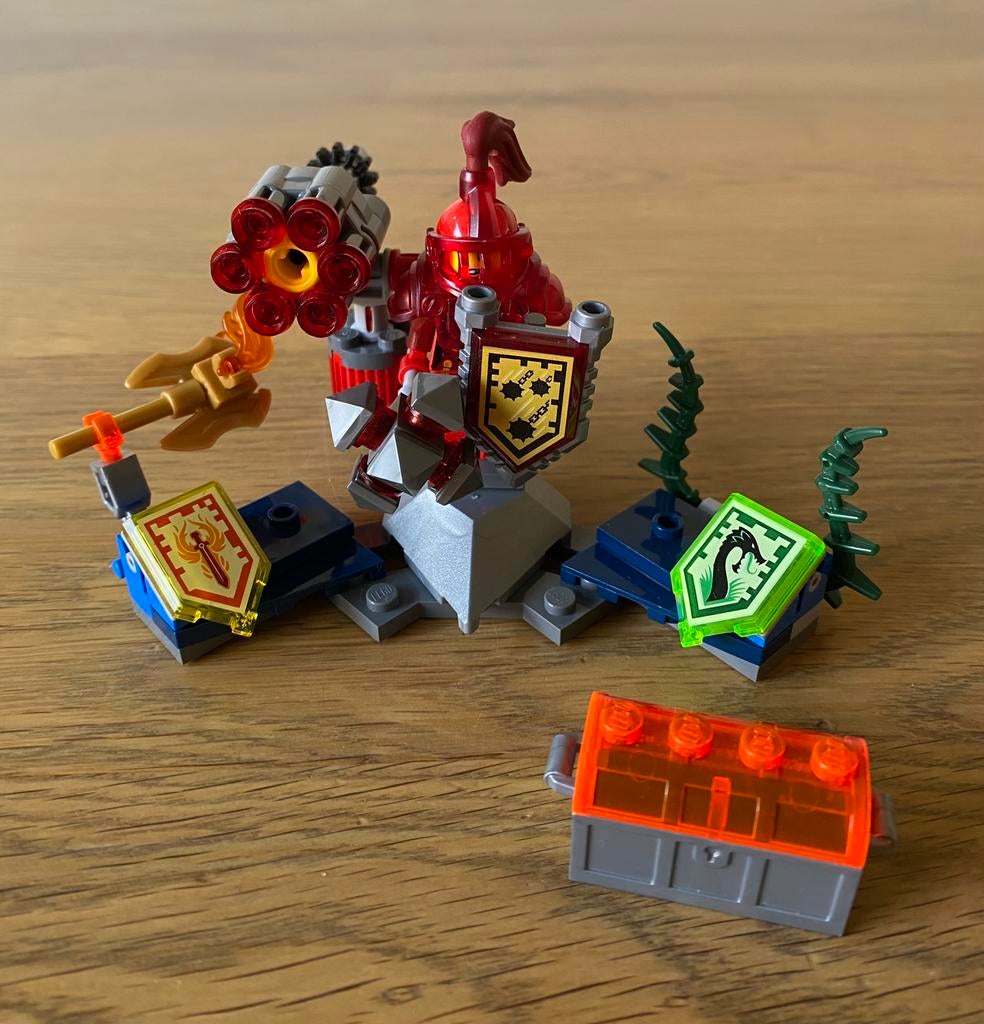 LEGO Nexo Knights Ultimate Macy - 70331, Ophalen of Verzenden, Zo goed als nieuw, Complete set, Lego