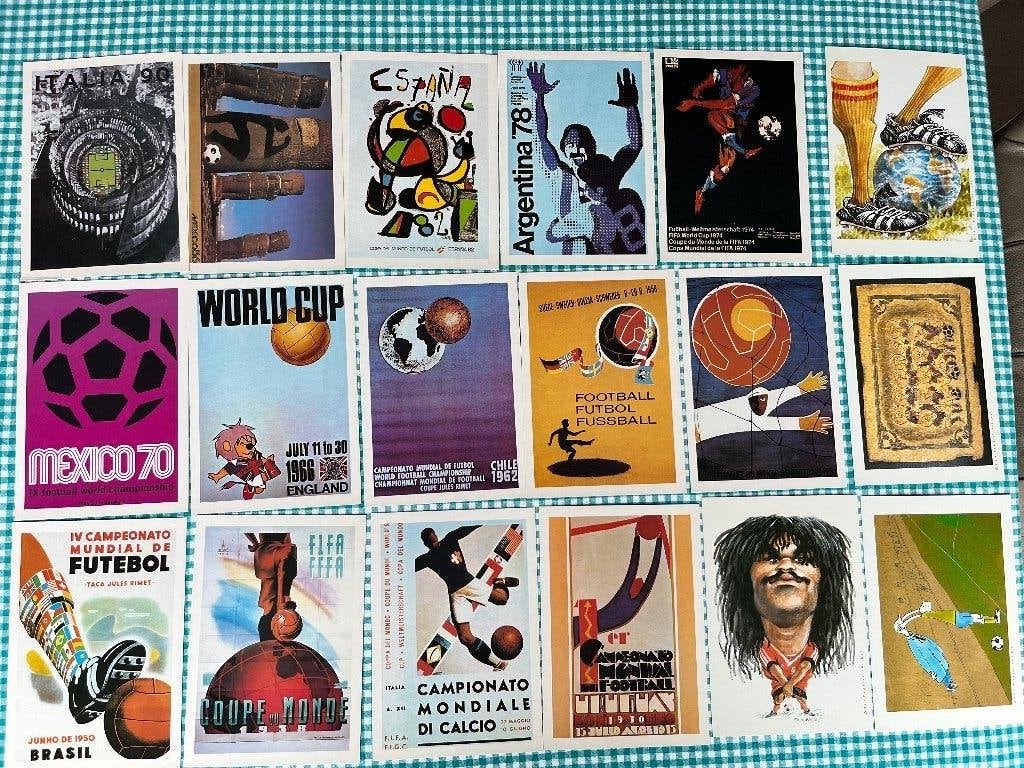 Fifa Post voetbal wereldbeker 1990, Maat XS of kleiner, Ophalen of Verzenden, Gebruikt, Clubaccessoires