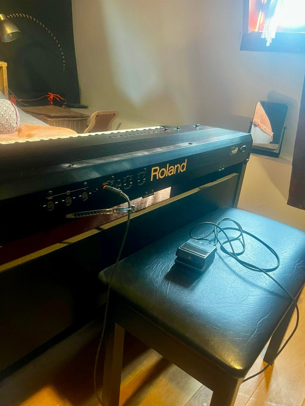 Roland KR-33 Digitale Piano met 88 Toetsen, Ophalen, Gebruikt, 88 toetsen, Roland