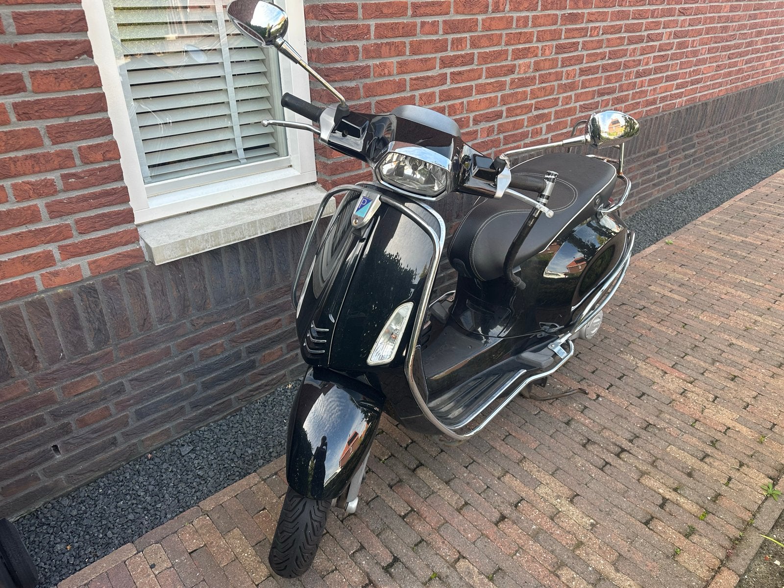 Vespa Sprint 2018 Zwart - Goed Onderhouden, Fietsen en Brommers, Ophalen, Gebruikt, Benzine, Vespa