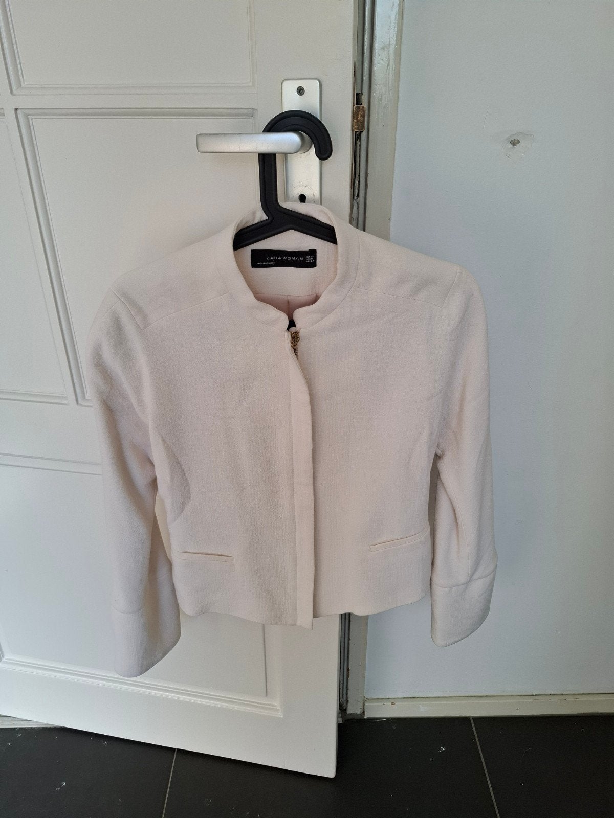 ZARA Woman Jasje – Crème/Ecru – 40% Wol – Maat XS, Ophalen of Verzenden, Zo goed als nieuw, Maat 38/40 (M), Beige