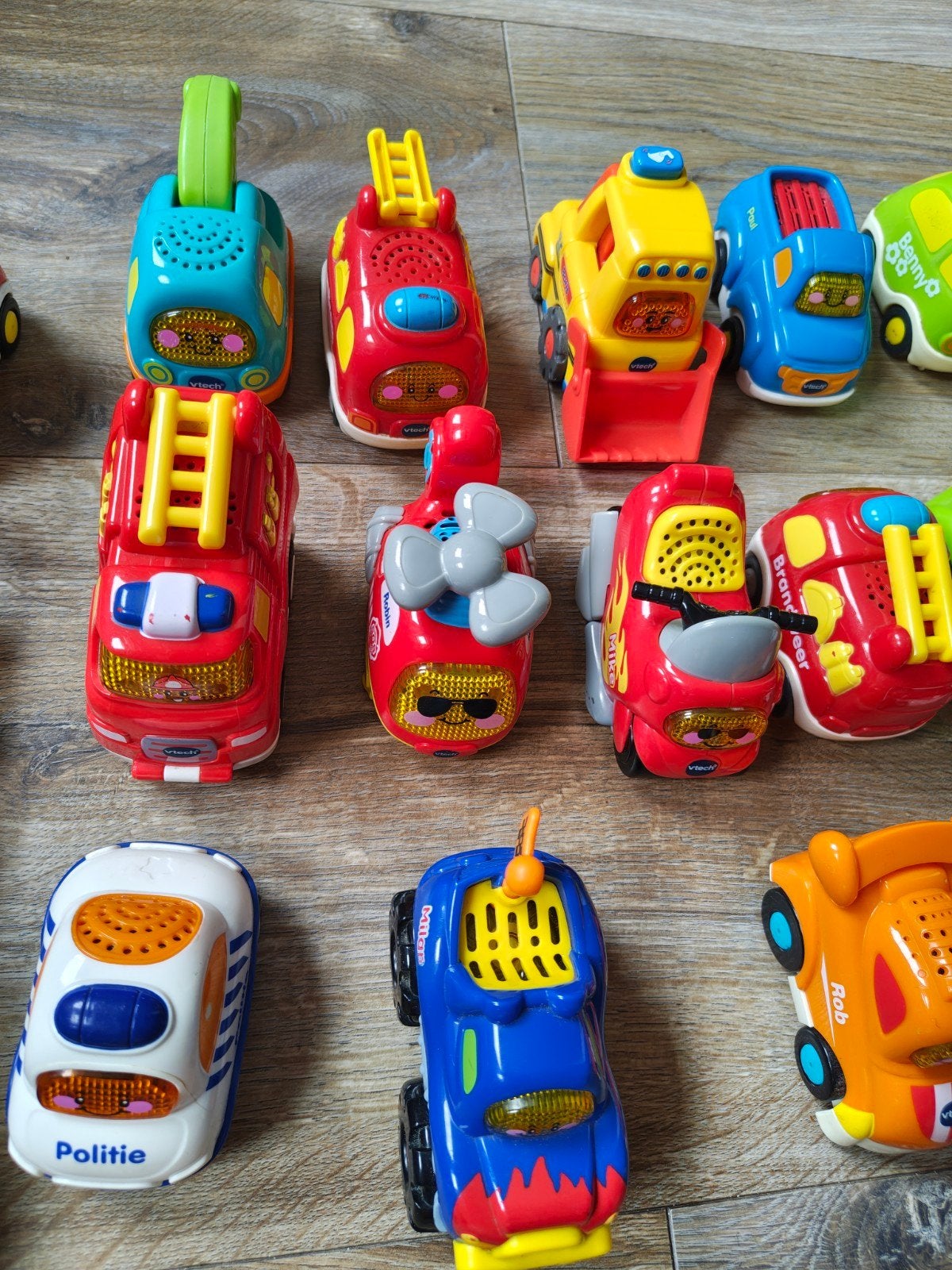 Heel veel toet toet autos's!, Ophalen of Verzenden