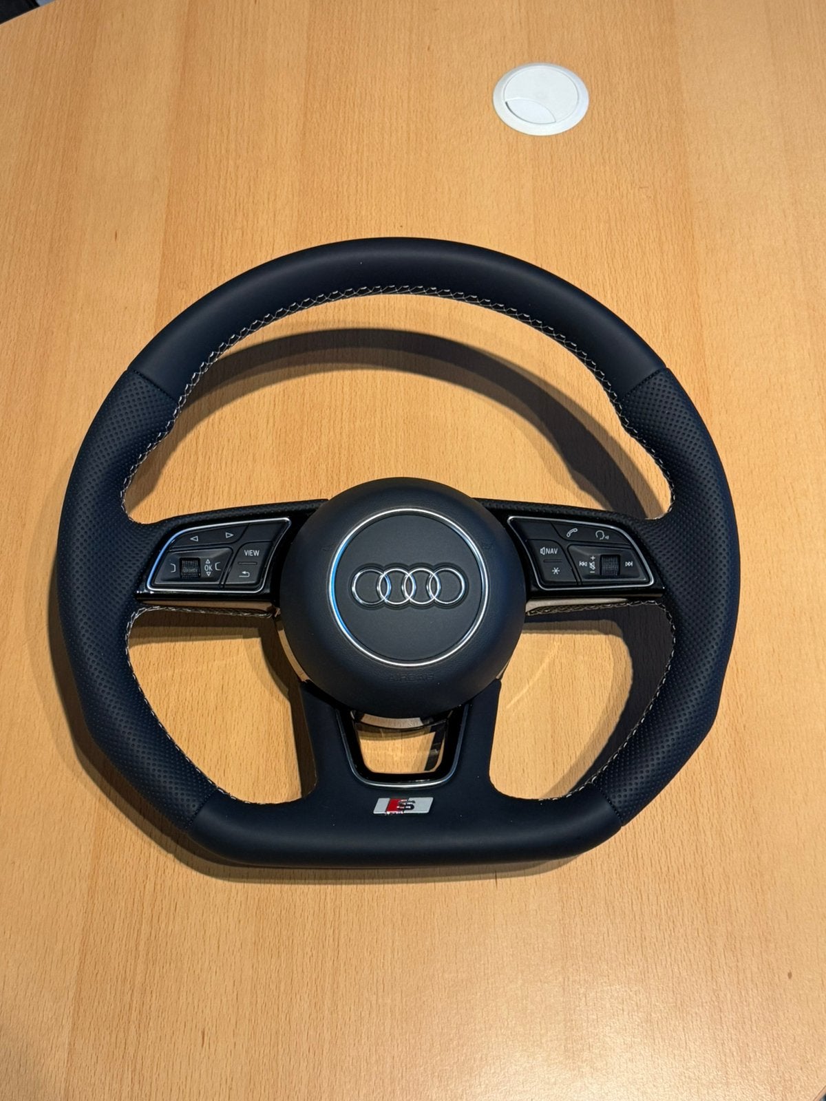 Audi A3 / S3 8Y Leer S-line Afgevlakt stuurwiel incl. Airbag, Ophalen of Verzenden, Nieuw, Audi