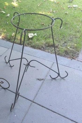 Betonijzeren rek voor plantenbak, Ophalen, Rond, Kunststof