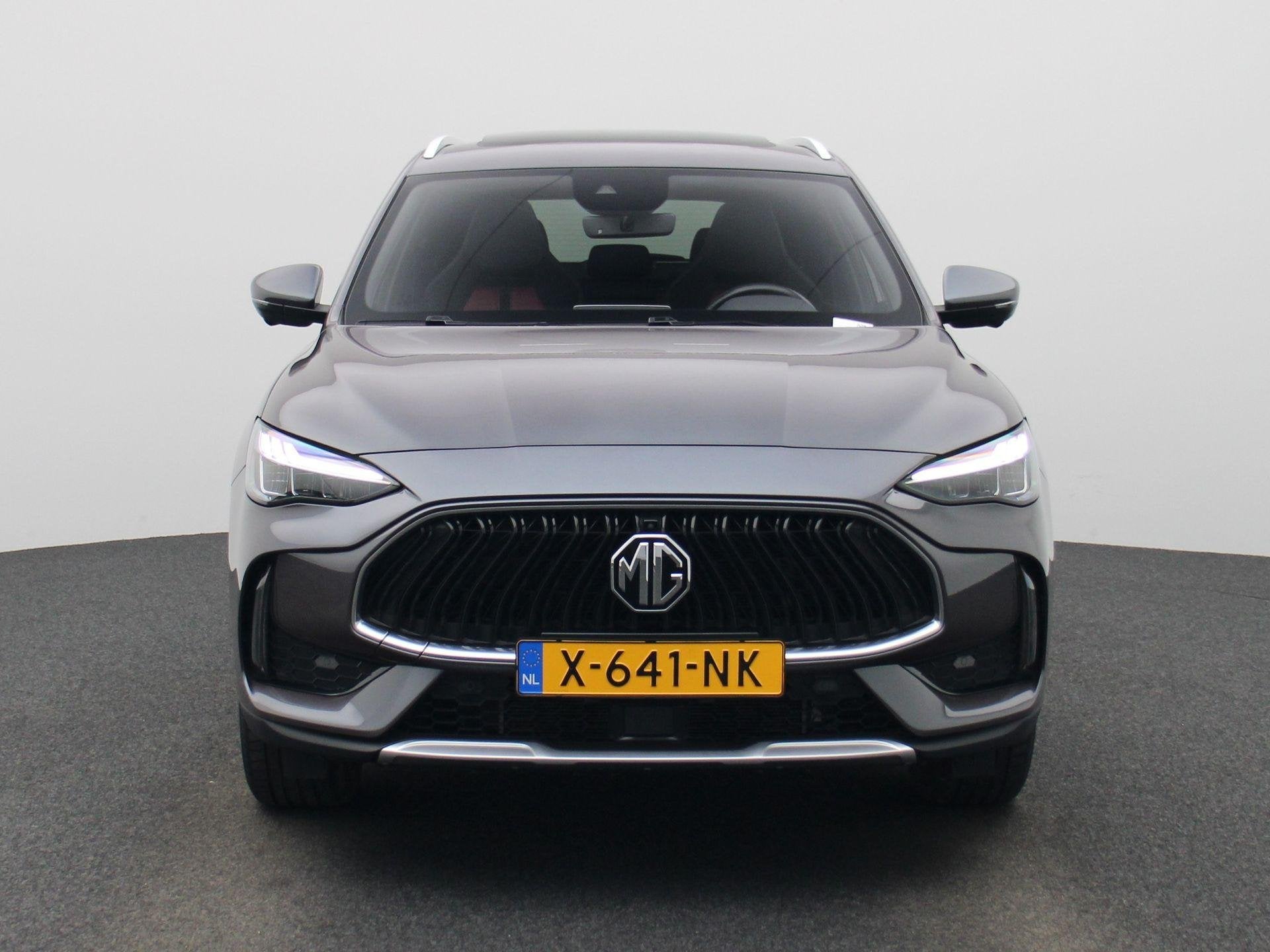 MG EHS 1.5 TGDI PHEV Aut. Luxury | Panoramadak | Leder | Nav, Auto's, 12 maanden, Gebruikt, Euro 6, 4 cilinders