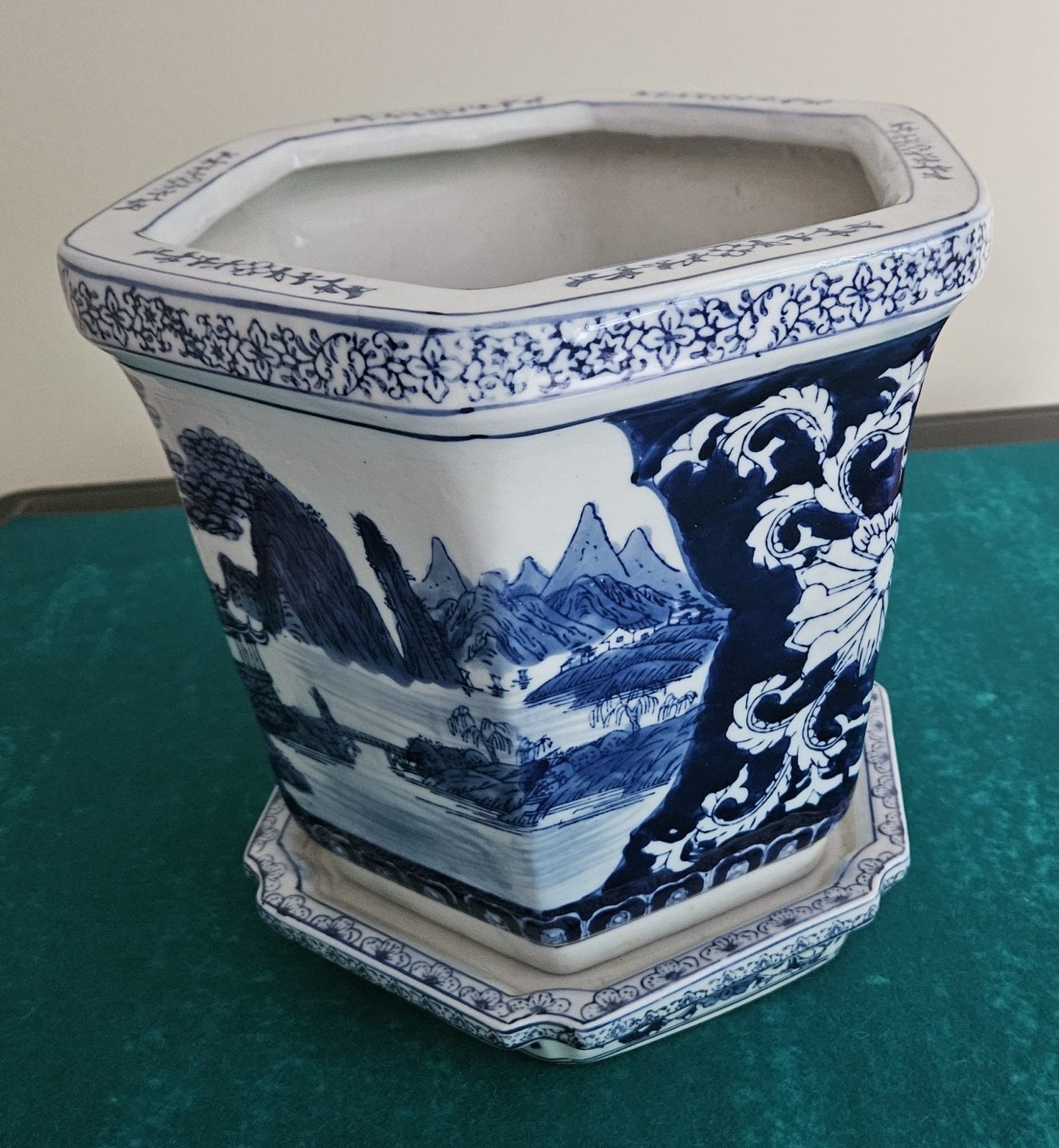 Antieke Chinese Blauw-Witte Porseleinen Bloempot, Ophalen