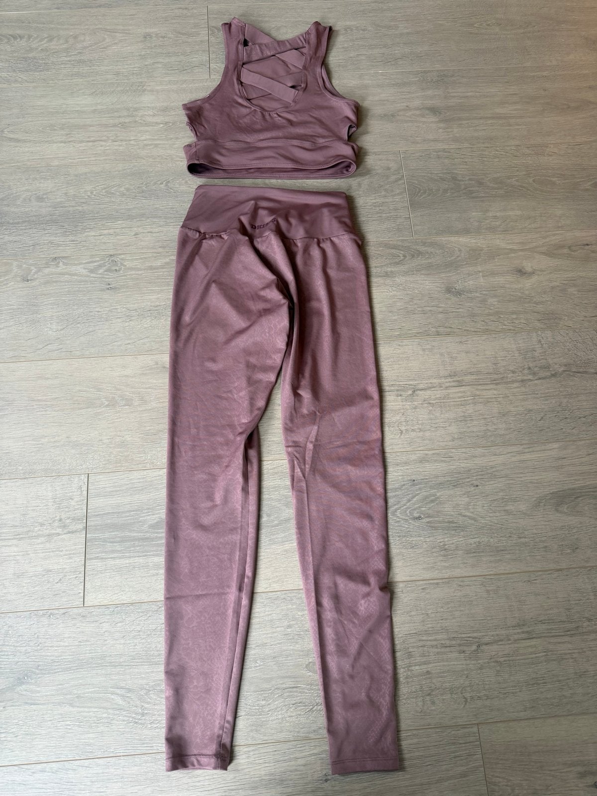 Sportset Hunkemöller Doutzen Kroes (top S, legging XS), Paars, Ophalen of Verzenden, Maat 34 (XS) of kleiner, Fitness of Aerobics