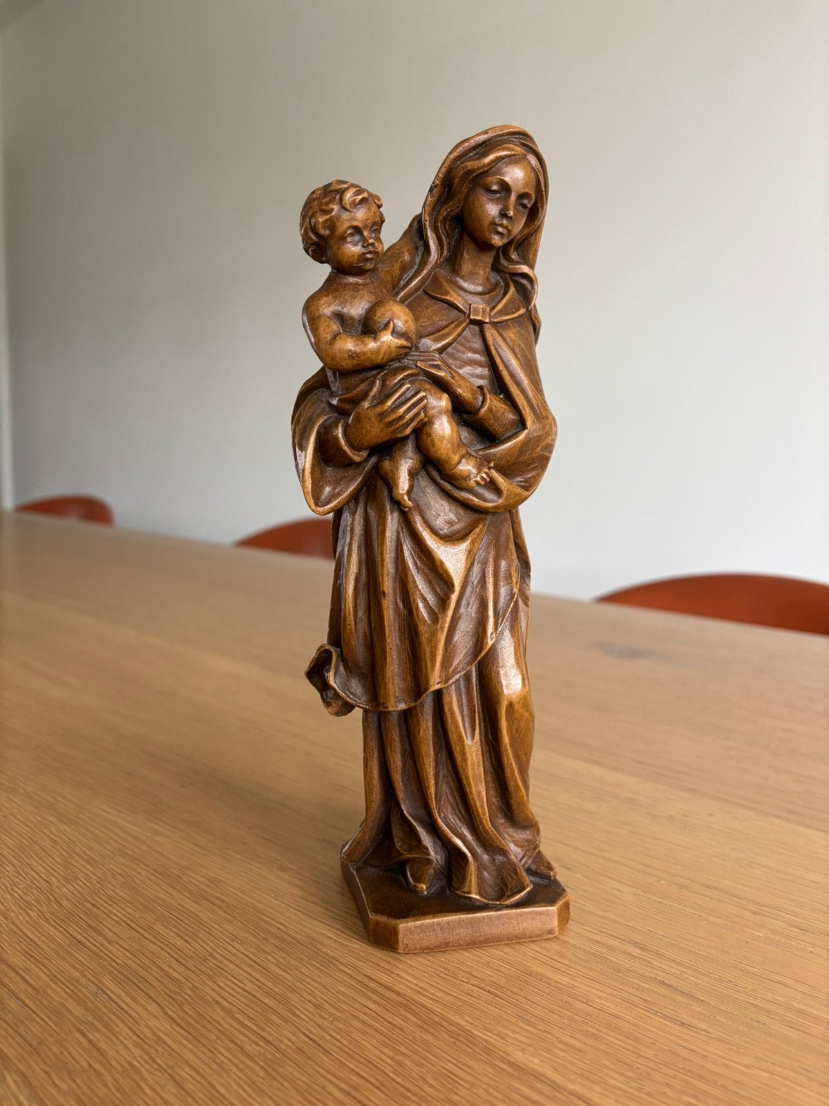Massief houten beeld Maria + Jezus 26 cm hoog, handsnijwerk, Ophalen of Verzenden
