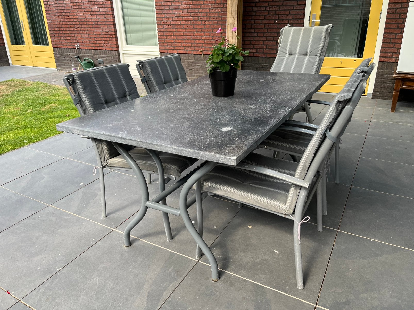 Tuinset(natuursteen), Ophalen, Overige materialen, Gebruikt, 6 zitplaatsen