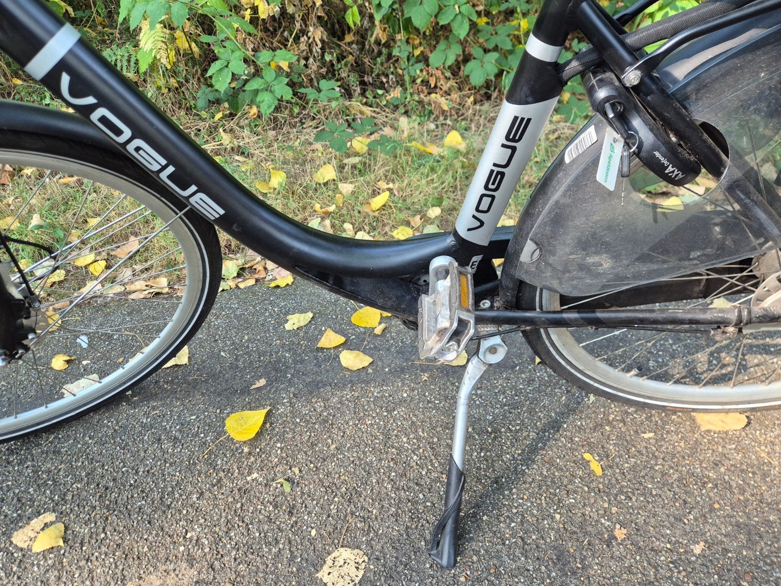 Vogue Elextriche fiets, Ophalen of Verzenden, Zo goed als nieuw, 50 km per accu of meer, Overige merken