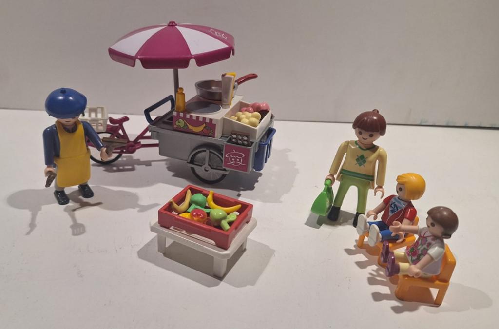 Playmobil poffertjeskraam met figuren en accessoires, Ophalen, Gebruikt