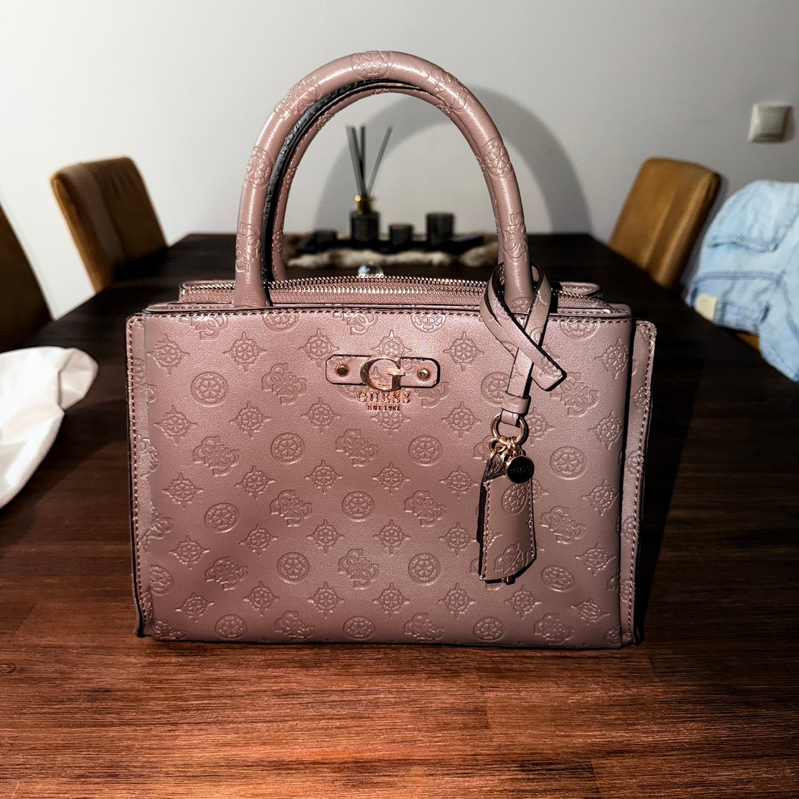 Guess Gerty Girlfriend Satchel handtas/schoudertas, Ophalen, Zo goed als nieuw, Overige kleuren, Handtas