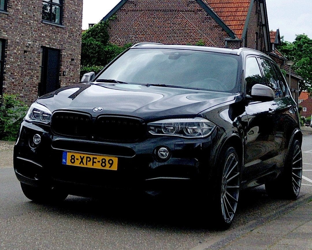BMW X5 3.0 D M50d Xdrive AUT 2014 Zwart Motor gereviseerd., 15 km/l, 2165 kg, X5, 2993 cc