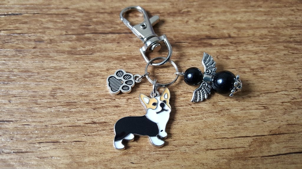 Sleutelhanger Welsh corgi zwart-wit emaille guardian angel, Verzenden, Nieuw