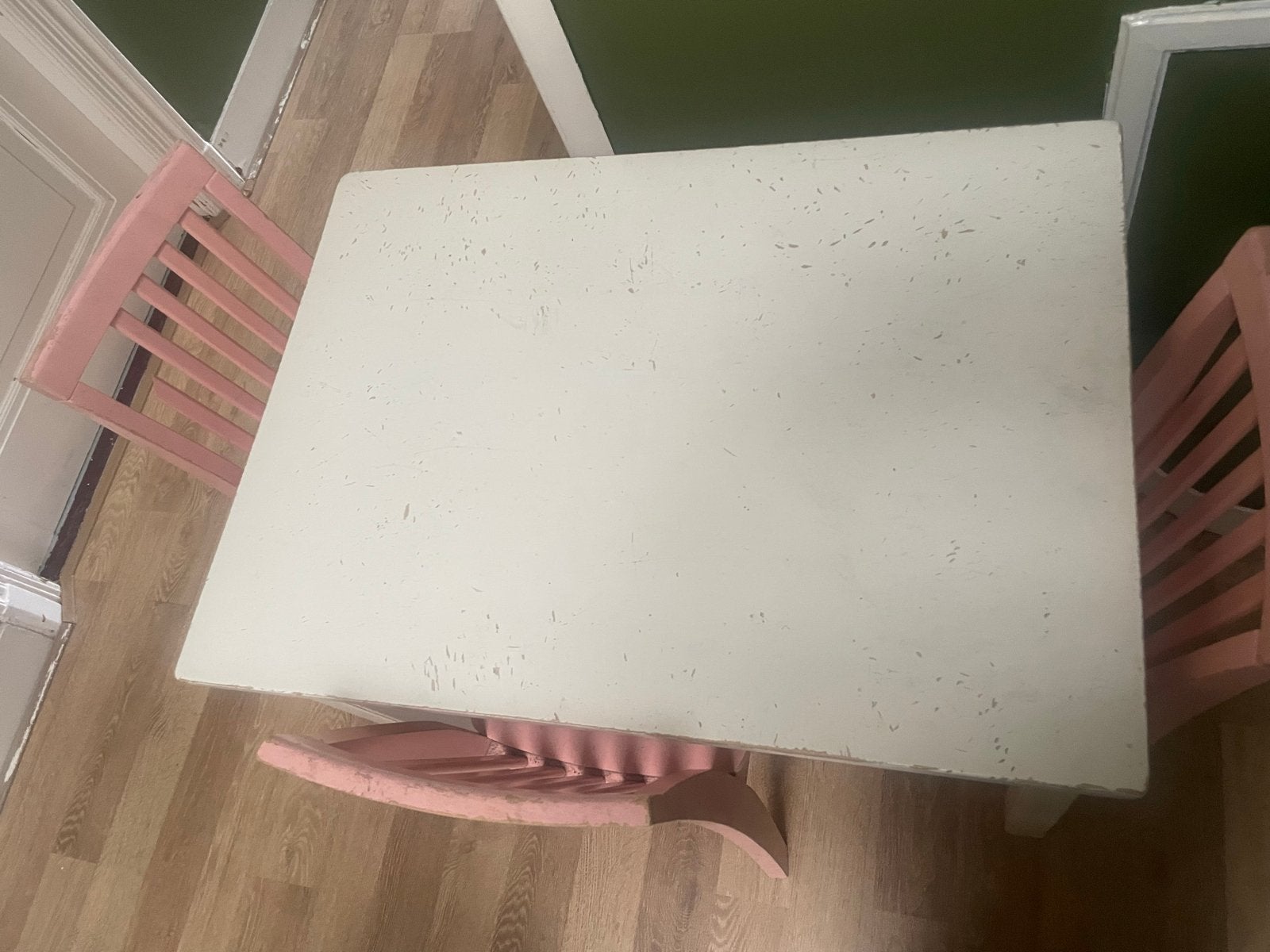 Pottery Barn Kids Tafel met 3 Roze Stoeltjes, Ophalen of Verzenden, Gebruikt, Tafel(s) en Stoel(en)