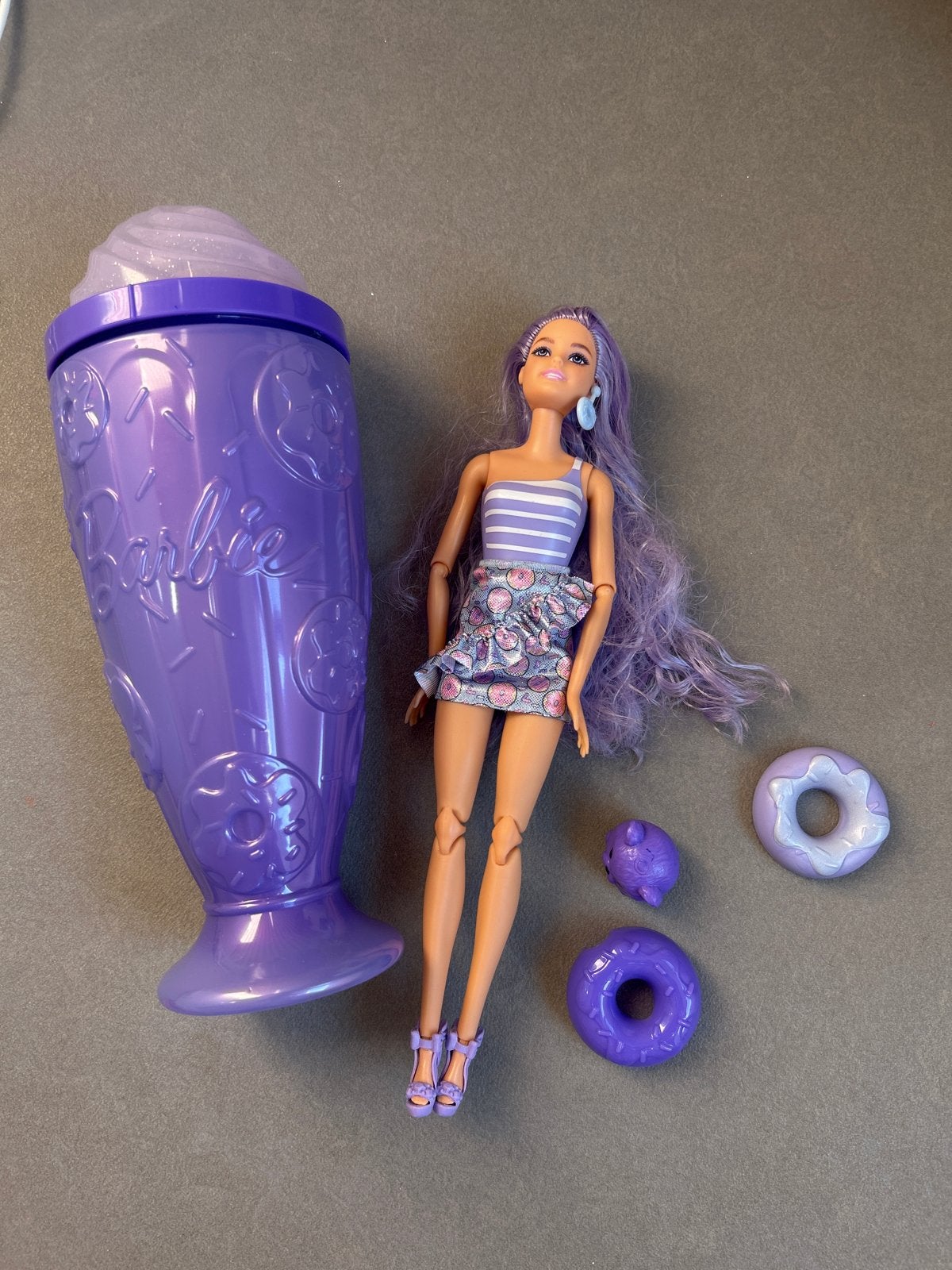 Barbie Pop Reveal Smoothie Pop met paars haar en accessoires, Ophalen of Verzenden, Zo goed als nieuw, Barbie